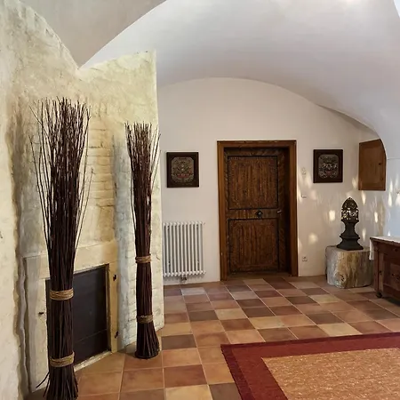 Schloss منزل للإقامة *