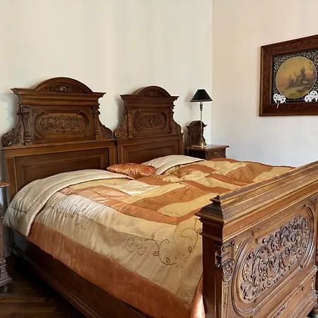 Schloss منزل للإقامة *