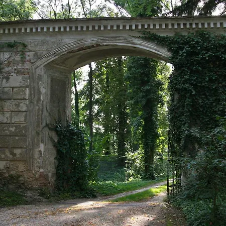 בית אירוח Schloss Schrattenthal