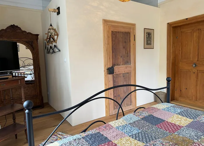 Δωμάτια σε οικογενειακή κατοικία Schloss Schrattenthal